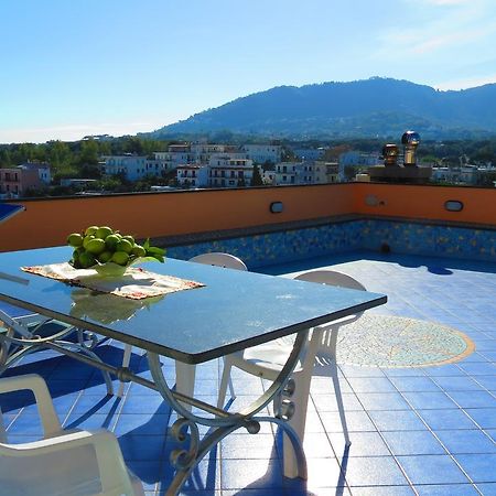 Villa Flora Искья Экстерьер фото