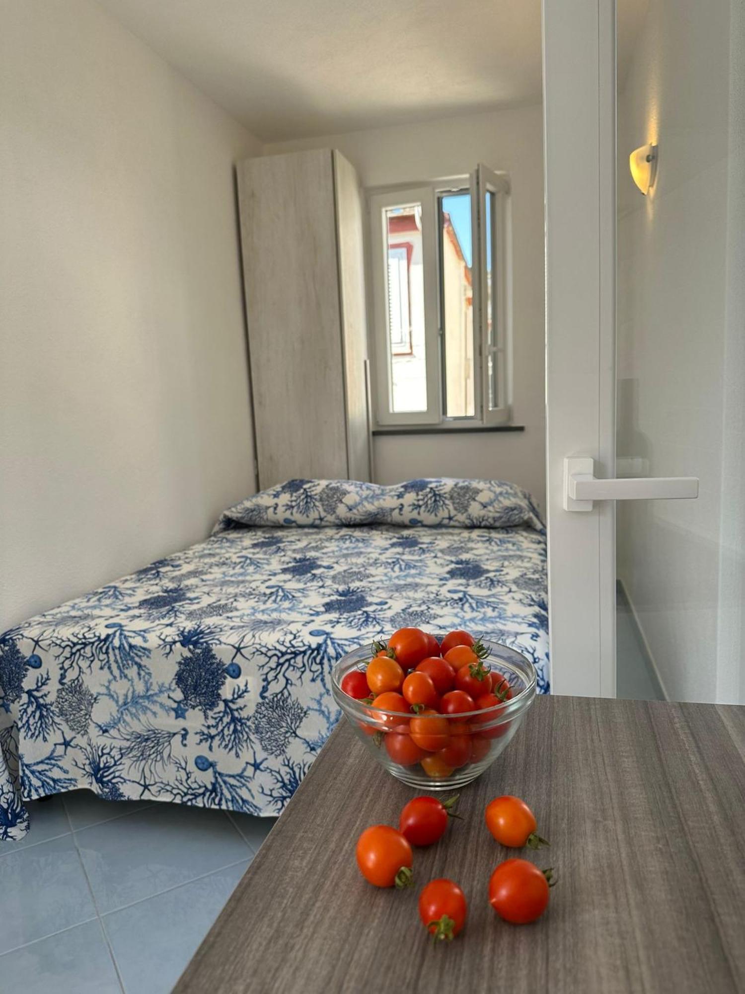 Villa Flora Искья Экстерьер фото